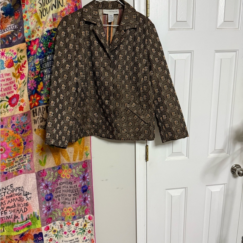 Sag Harbor Black and Brown Patterned Blazer​